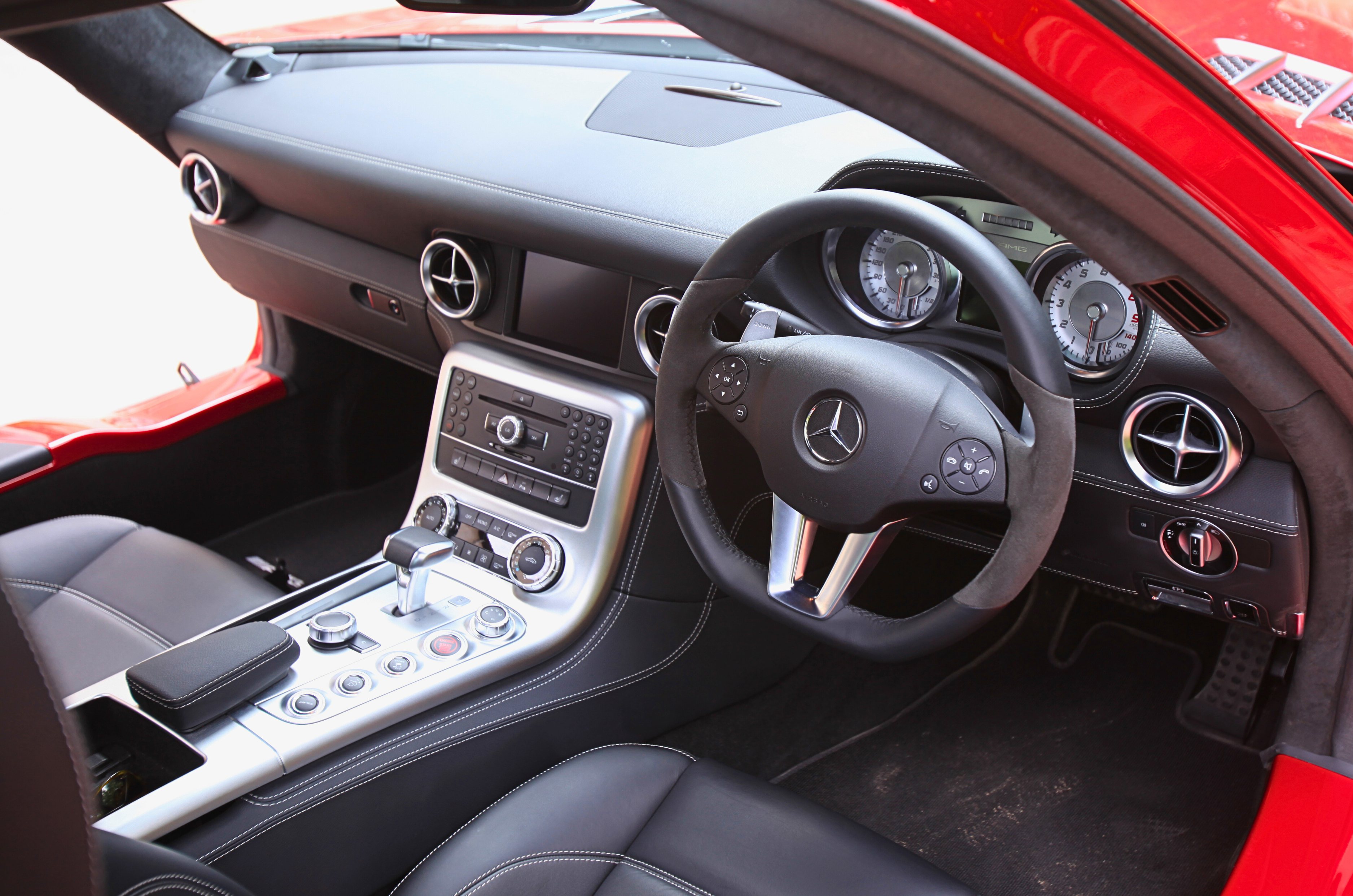 Mercedes SLS AMG interior 